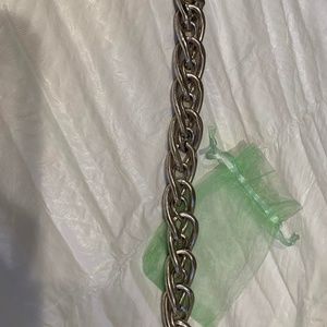 Bracelet, silver tone, chunky links, heavy, good conditions, no markings